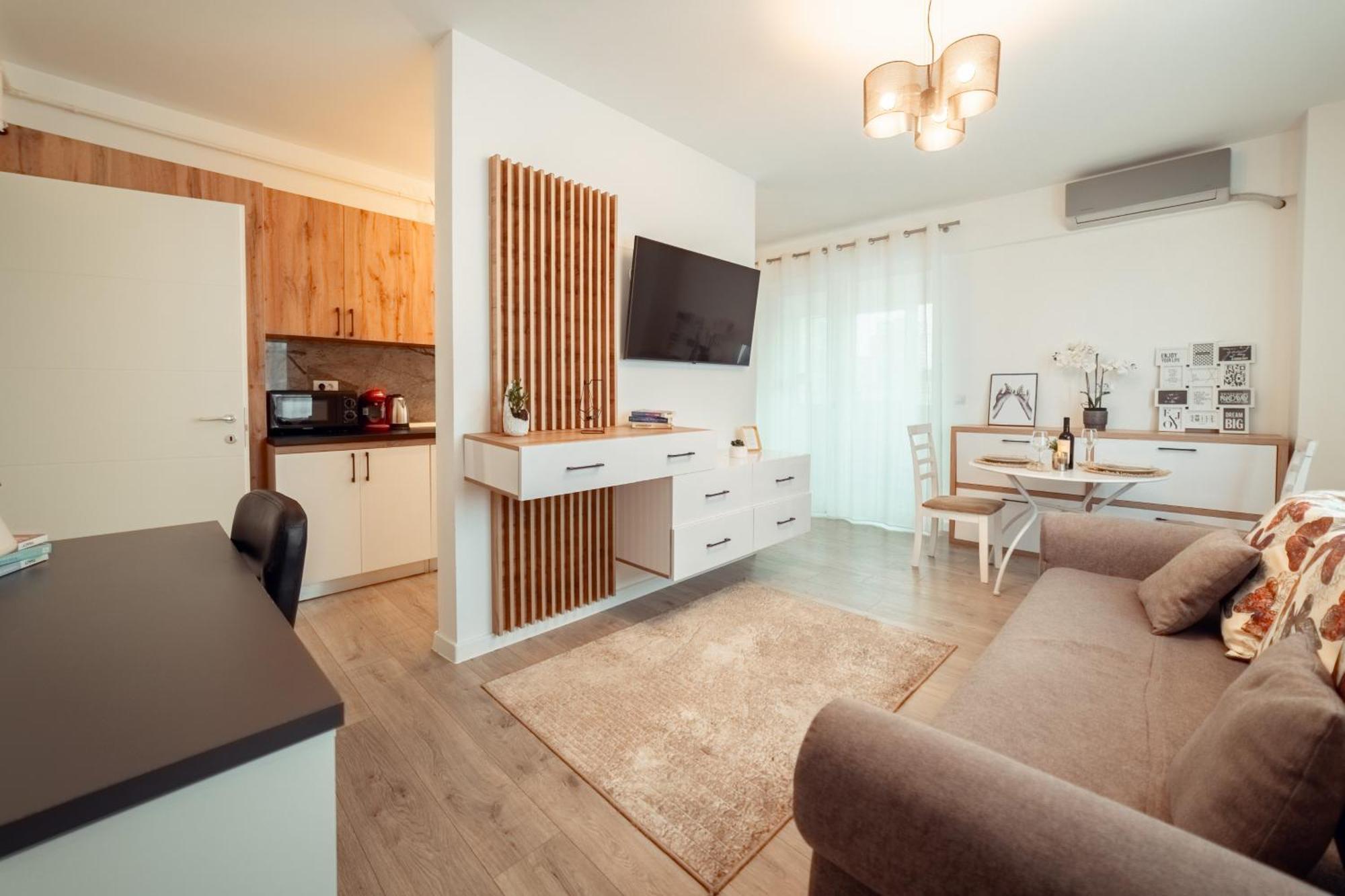 Palace Of Culture Dream Apartments And Studios Yaş Dış mekan fotoğraf